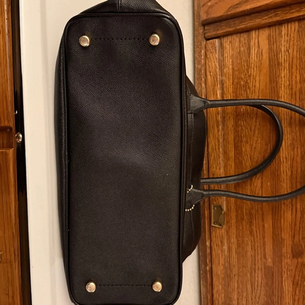 Coach Bailey Carryall Tote in Crossgrain Leather - Picture 6 of 8